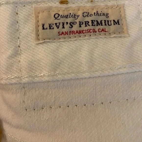 Levi’s Premium 501 Distressed Button Fly Jeans Off White‎ Raw Edge W28 L28 NWOT - Picture 6 of 13